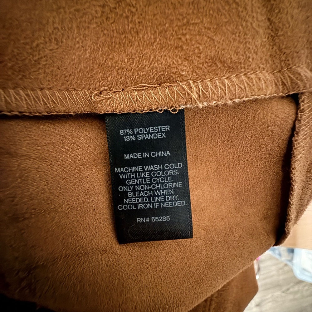 Express Brown Faux Suede Wrap Pencil Skirt Tie Waist Western Boho Size 8 - Picture 6 of 7